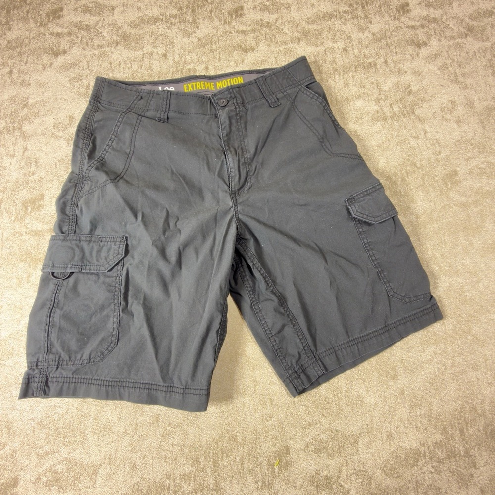 Lee Extreme Motion Mens Size 32 Cargo Shorts Performance Series 6 Pockets Gray